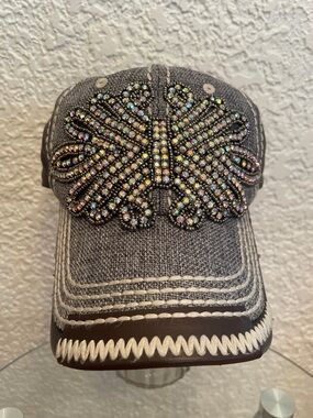 ⭐️NWT OLIVE & PIQUE Rhinestone Distressed Gray Western Maximalism Trucker Hat